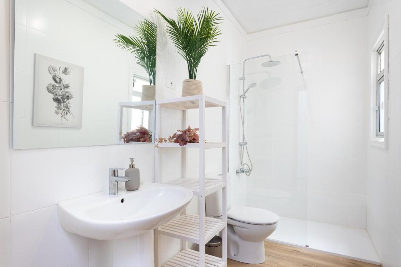 Eden Rentals 103 Surfy Stylish Bed&Coffee Room Granadilla De Abona Exteriör bild